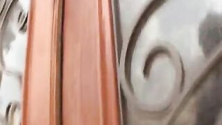 nasty face sitting chick