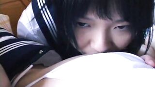 JAP amateur schoolgirls having fun 1