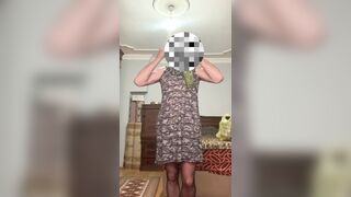 my hijabi large butt stepmom undressing