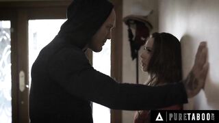 Sexy Brunette hair Gets Raw Screwed By Stranger