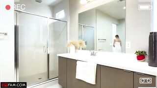 SPYFAM Stepdad Makes Stepdaughter's Twat His Bang Toy - Amber Moore