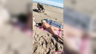 This babe shows her on the nudist beach