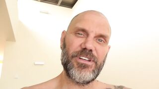 2 styles, 2 energies… one crown.