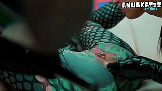 Gothic Lesbo Latex Fist Play, Squirting and Gapes