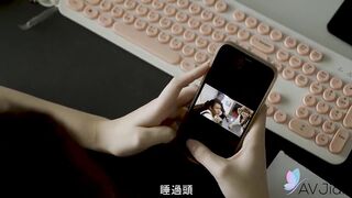 Ccc and Her Lover Escape the Party and Sneak off to Bang