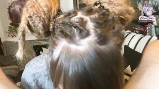 Cute Nerdy Cutie Shows Her Deepthroat Skills on Large Cock