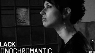 Monochromantic Ebony