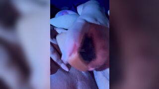 Nighttime masturbation ends in squirt