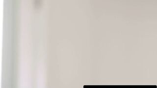 Hawt Doctor Sucks Off Her Nasty Patient