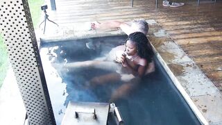 "Steam, Sun & Serenity" Black Secretary bangs her boss in the hottub