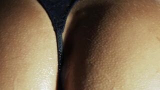 This chab cummed in my booty just by rubbing his dick.