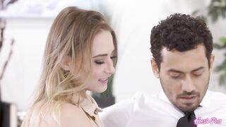 Alex Jones Gets His Turn with Newlywed Siren Kyler Quinn Tonight!