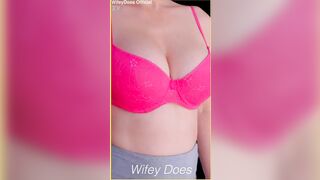 mother I'd like to fuck looks glamorous in pink brassiere