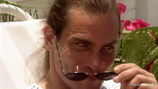 Her hairless Oriental cunt begins leaking when that babe gets fingered in the garden