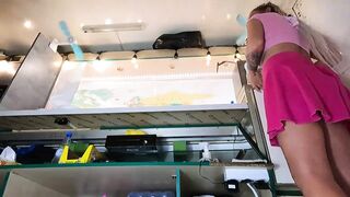 Super hawt wench upskirted at work afresh