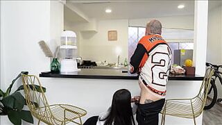 I SCREW A BITCH IN FRONT OF MY WIFE OUT OF HER NOTICING - FELIPE SKULL