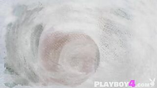 Hot ideal booty honey nude her breathtaking body after hawt striptease