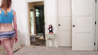 New cutie Sophia Wilde a bitch with brown hair gets her