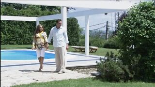 Hot Tia Carrera puts her large titties at the disposal to please