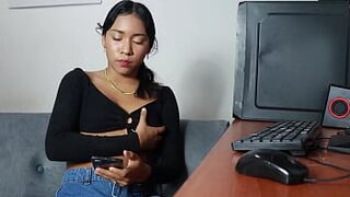Marvelous Colombian woman has sex with service technician for showing her melons