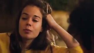 Alia Shawkat and Laia Costa in Duck Butter (2018)