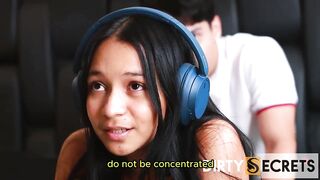 I SCREW MY STEPSISTER WHILST THIS BABE PLAYS CLIP GAMES