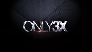 Courtney cummz gets screwed and jizzed over