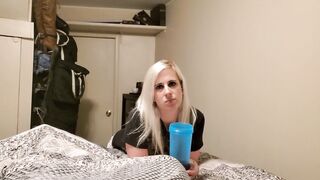 Sexy mother I'd like to fuck seducing step son for hawt joi blowjob joy