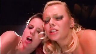 Anal party giving a kiss fuckibg