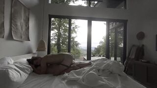 Raw, romantic sunrise sex and creampie (real pair)