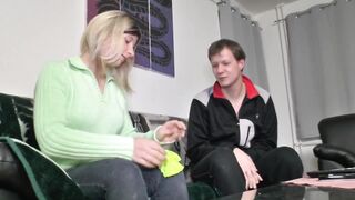 Large butt tattooed wife just came to her neighbour for assist about her laundry...then that babe suddenly accepts and a screw aid