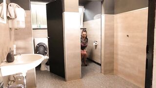 Smutty Priscilla Hawt Baths Bang with Stefan Iron