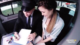 Hawt Chick Seduces and Screws Favourable Chauffeur - VIP SEX VAULT