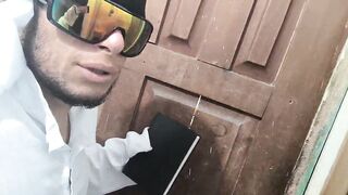 I received a preacher in my home; this guy began by reading sacred passages and ended up giving me such an intensive ‘spiritual deliverance’ that this guy ended up broadcasting it live.