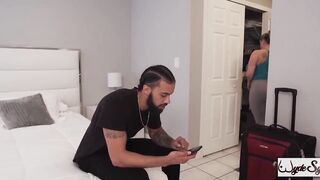 Giant Butt Hollywood Money Takes BBC Unfathomable! Jonathan Jordan Stretches and Fills Her Up!