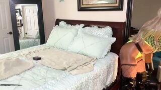 Exotic Gal Large Bubbly Booty Shows Off Her Black Body on CXam