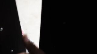 I catch my neighbour coming without the closet with a hard knob