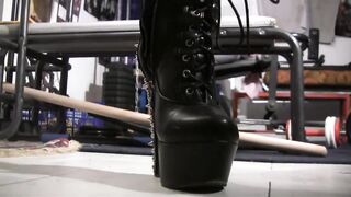 In the gym u're a cunt