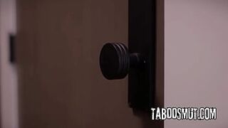 U're No Saint Either - Lilly Bell, Mona Azar