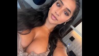 YasminaKhan-BradyBud - chat content #two - Movie scene 25-11-2025, 16 10 15 - Nov 26, 2025