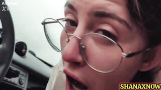 POV BLOWJOW CUM IN MOUTH INSIDE CAR RAINY DAY
