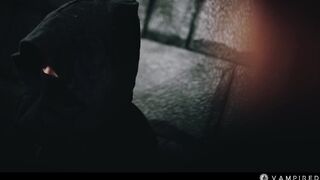 Lezdom Vampire Sex - Dominant-bitch Amirah Fingering Brat Golden-haired Ashby Winter