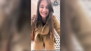 Risky Play with My Twat Leads to a Squirt in the Mall Bath