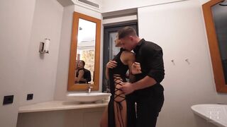 A mind-blowing fuckfest of students