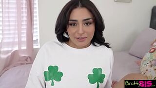 Vanessa Moon Convinces Stepbrother Her Vagina Ss As Fine as Shamrock Luck [Family Taboo]