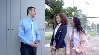 Additional Credit Affair- Sarah Lace, Willow Ryder, Donnie Emo