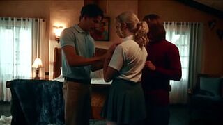 When Lexi is haning out with her 2 boy besties, they realize that babe's at no time done a DP previous to, so its time to get this without hte way!