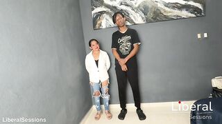 Tiny hotty and her 1st experience with a ebony knob