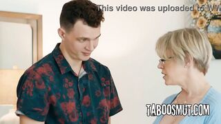 Breasty Stepmom Accepts Stepson's Suggest To Bang Her - Dee Williams