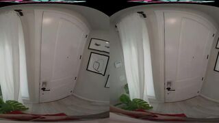 VRHUSH Delivery gal Olivia Jayy desires her five star rating